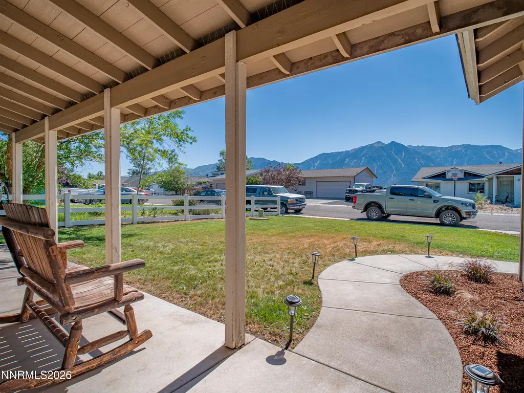 713 Addler Gardnerville NV 89460