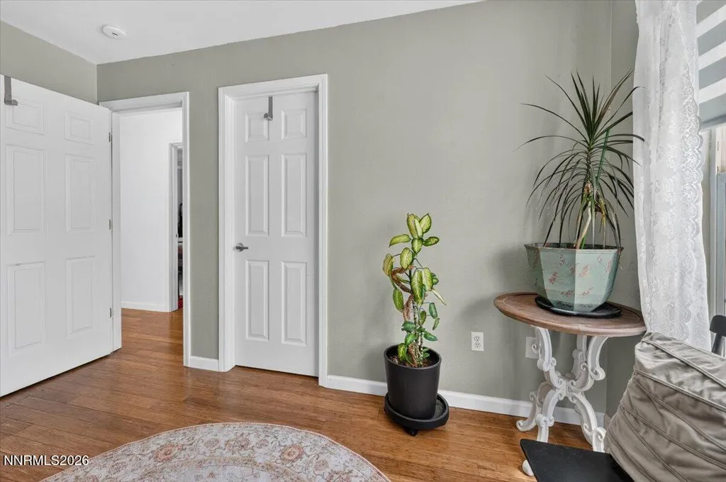 1367 Molly Carson City NV 89706