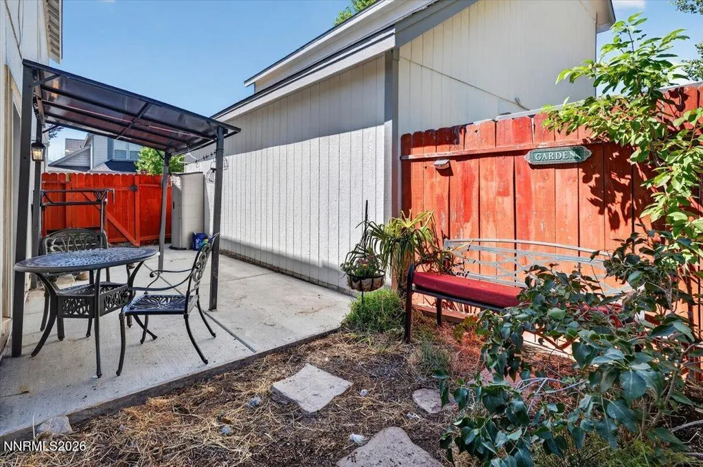 1367 Molly Carson City NV 89706