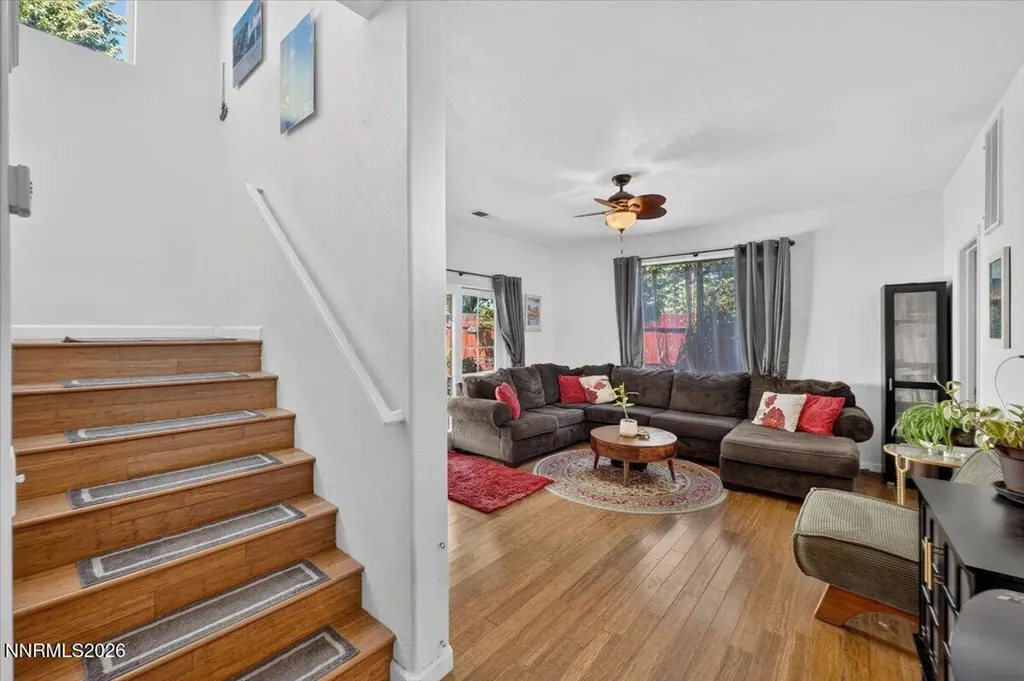 1367 Molly Carson City NV 89706