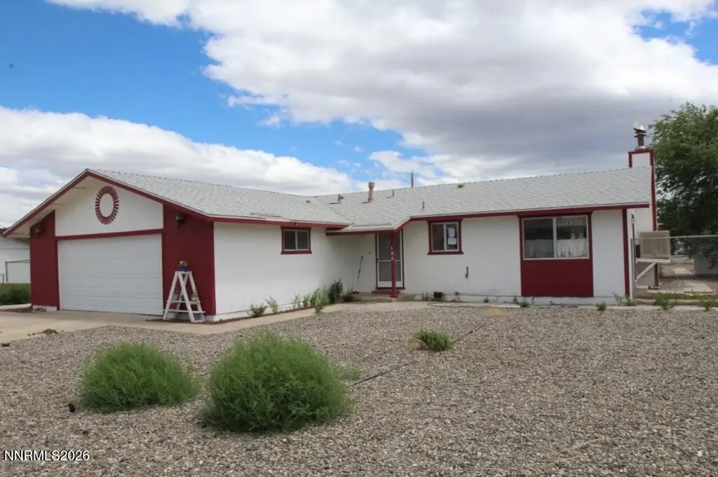 180 Roughing It Dayton NV 89403