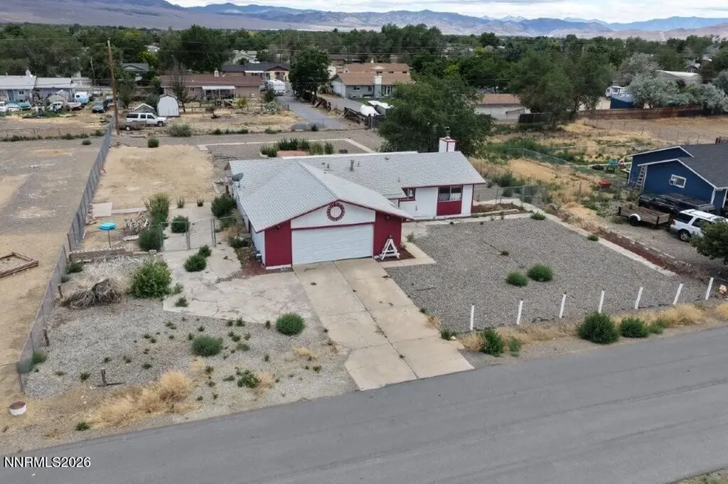 180 Roughing It Dayton NV 89403