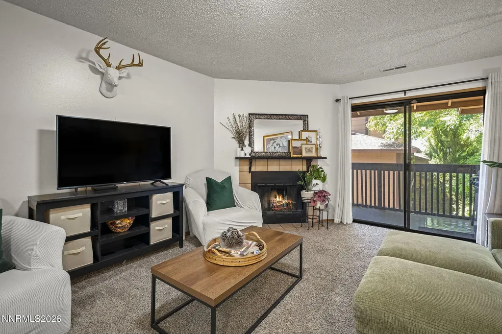 1466 Selmi Reno NV 89512