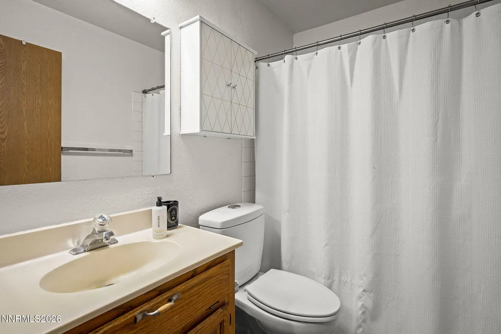 1466 Selmi Reno NV 89512