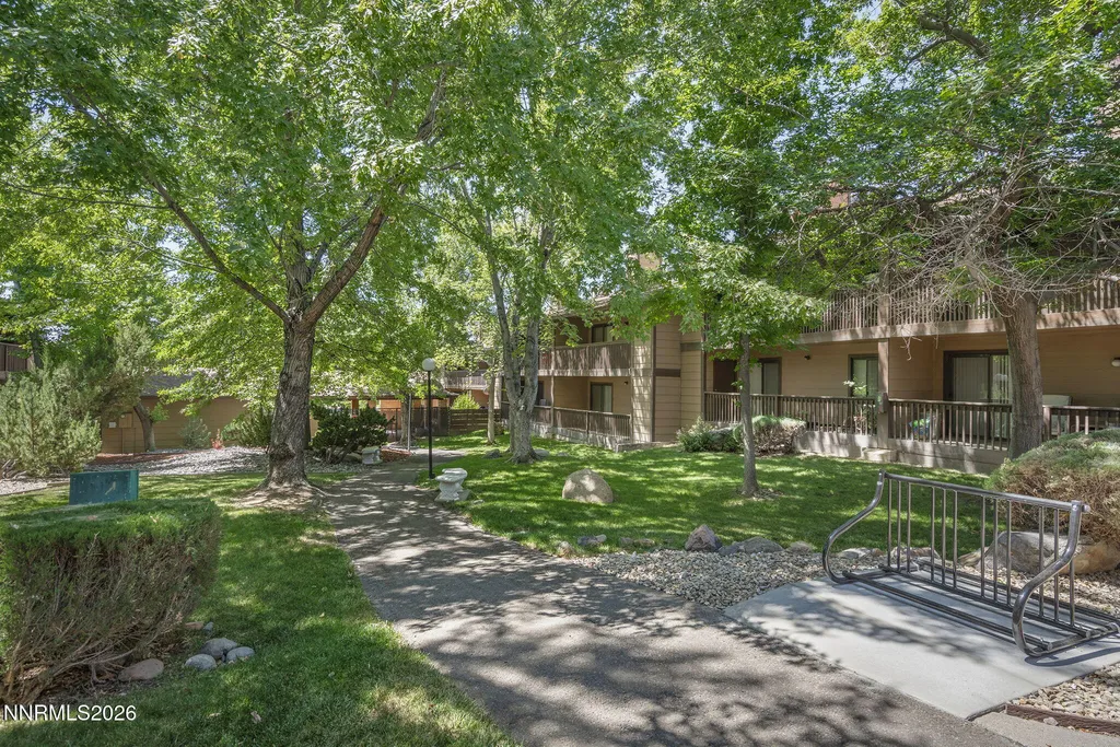 1466 Selmi Reno NV 89512