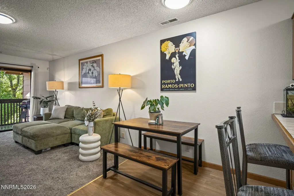 1466 Selmi Reno NV 89512