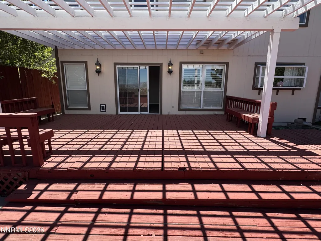 998 Edgecliff Reno NV 89523