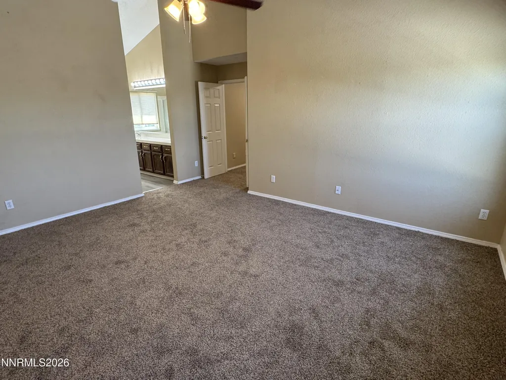 998 Edgecliff Reno NV 89523