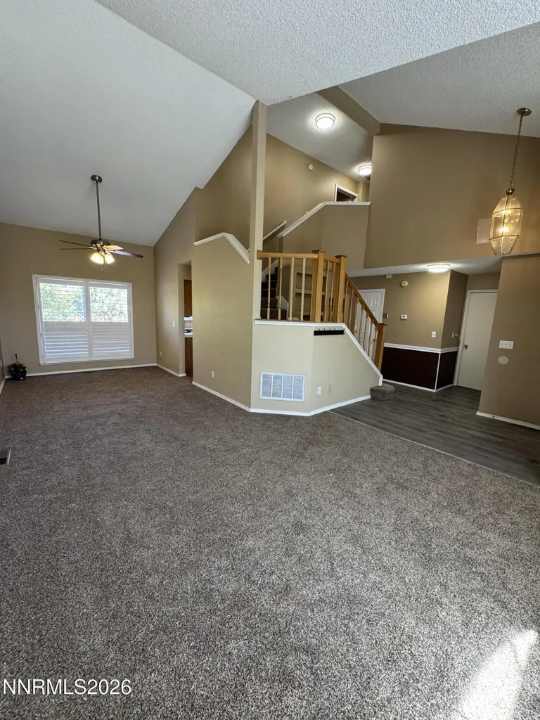 998 Edgecliff Reno NV 89523