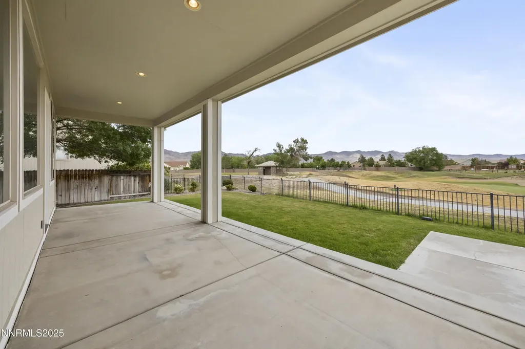 414 La Costa Dayton NV 89403