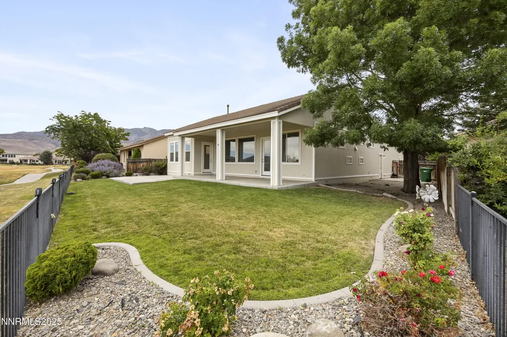 414 La Costa Dayton NV 89403
