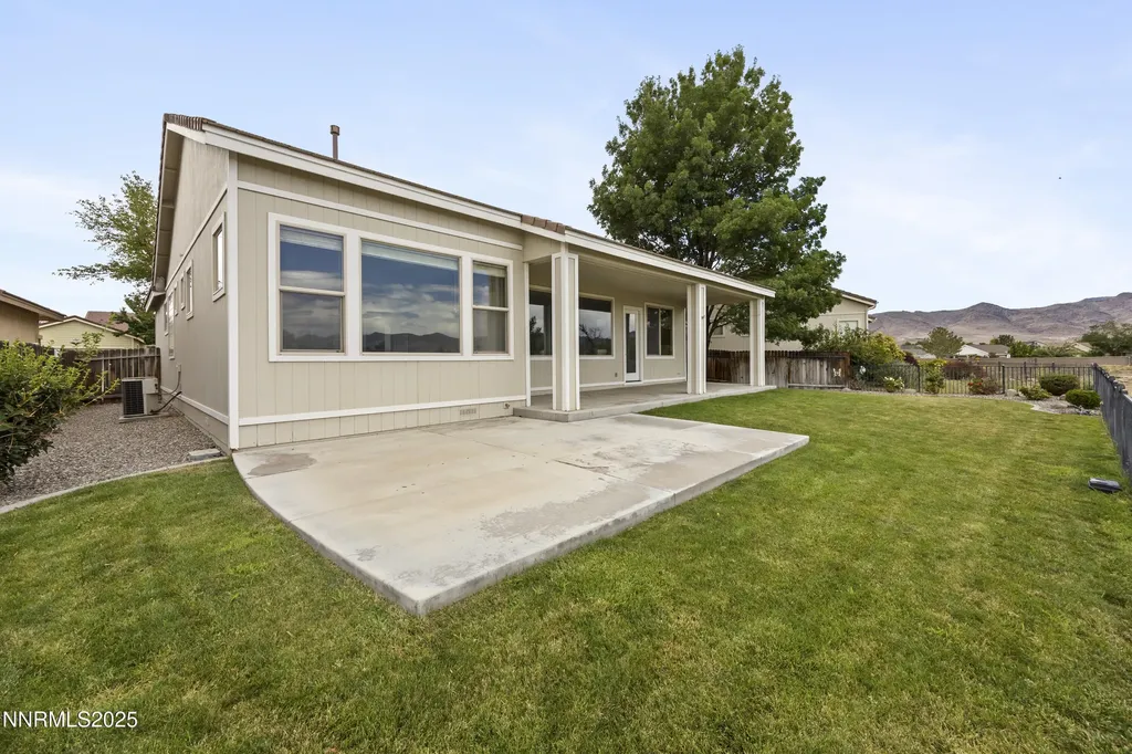 414 La Costa Dayton NV 89403