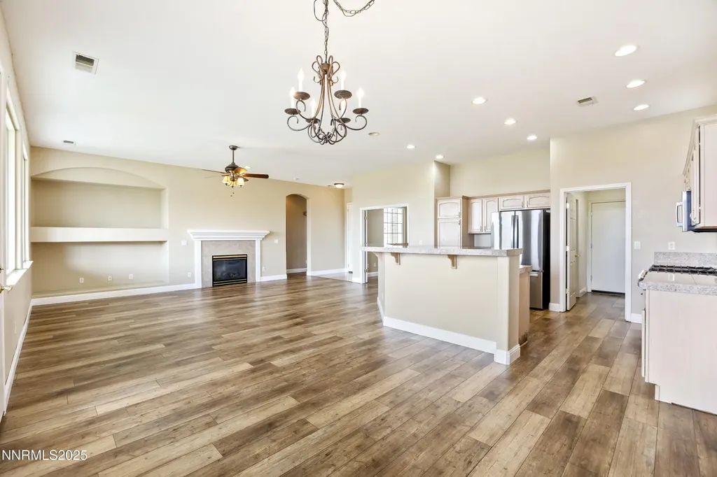 414 La Costa Dayton NV 89403
