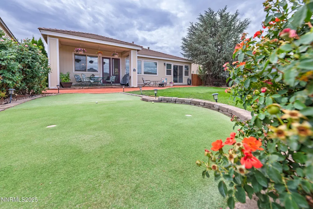 252 La Costa Dayton NV 89403