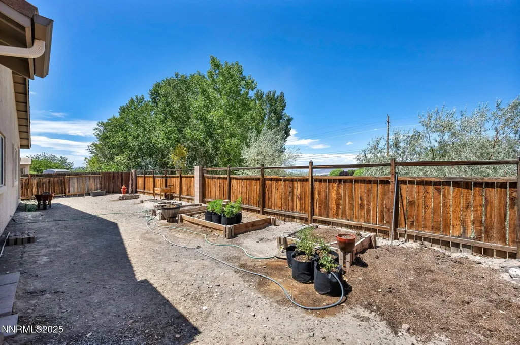 2976 Fork Fernley NV 89408