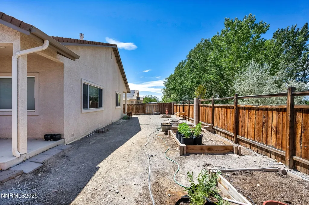 2976 Fork Fernley NV 89408