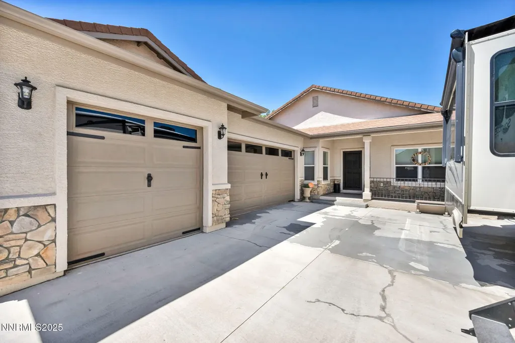 2976 Fork Fernley NV 89408