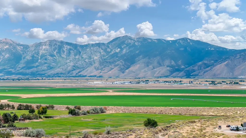 2550 Valley Minden NV 89423