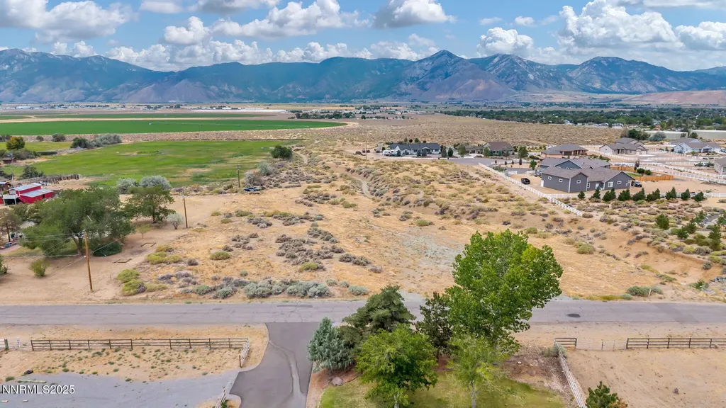 2550 Valley Minden NV 89423