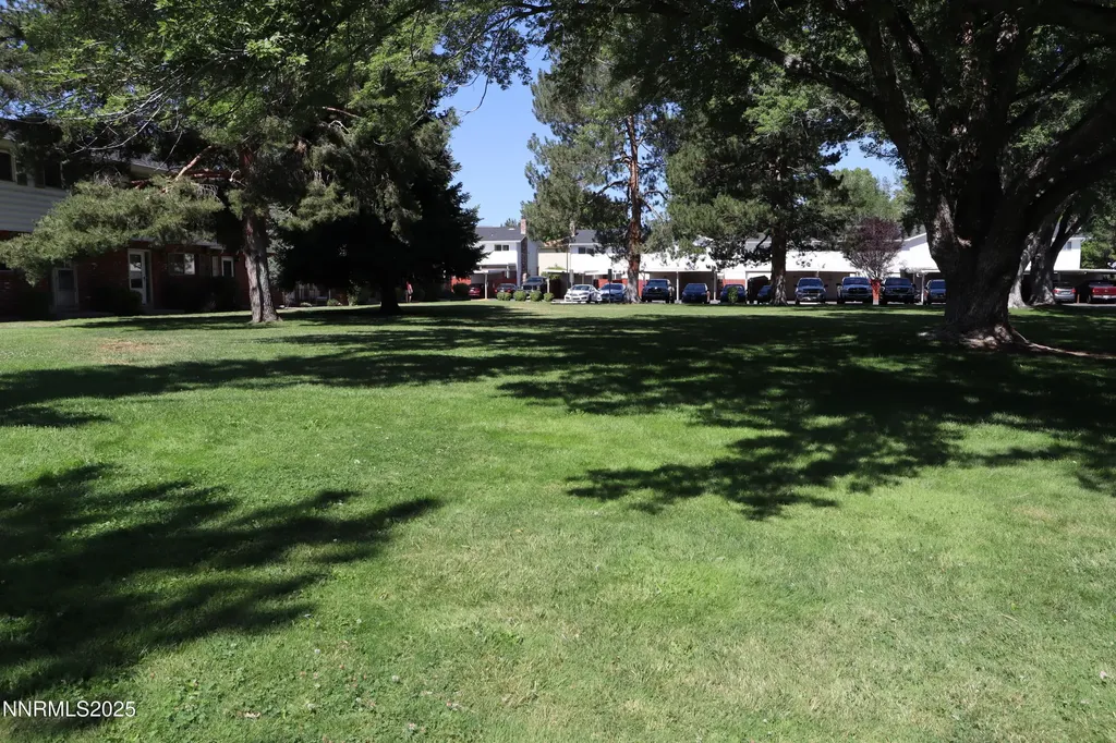 165 Smithridge Reno NV 89502