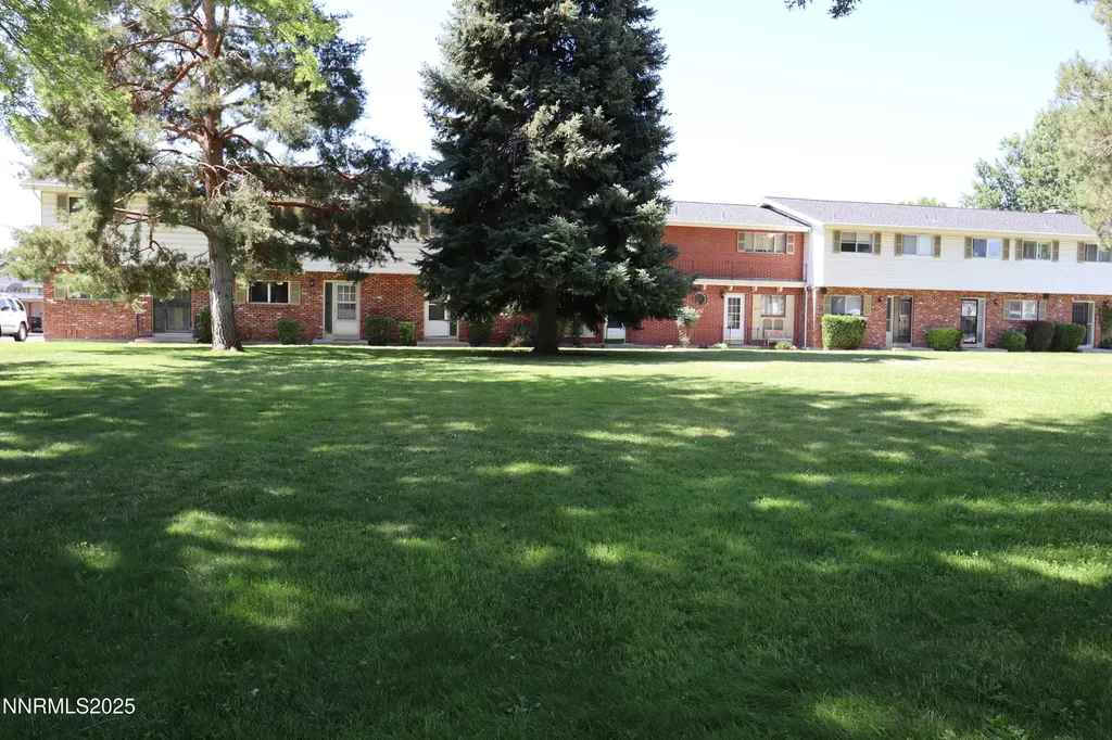 165 Smithridge Reno NV 89502