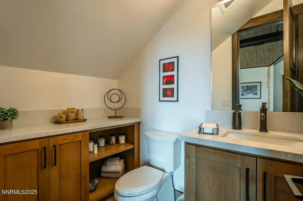 3433 Alura Carson City NV 89705