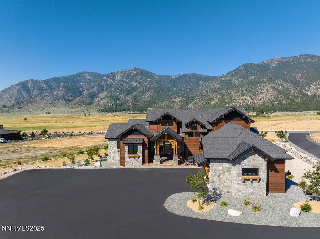 3433 Alura Carson City NV 89705