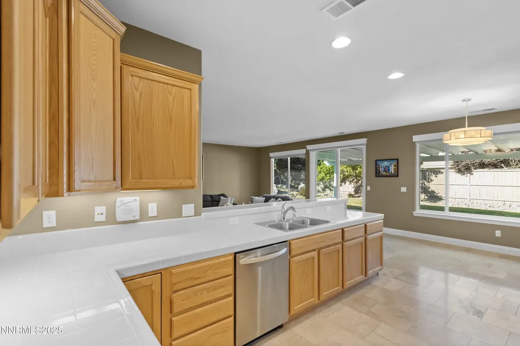650 Caspian Reno NV 89521