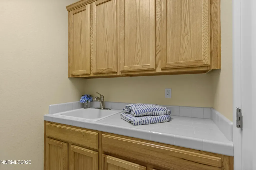 650 Caspian Reno NV 89521