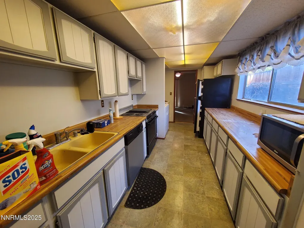 15 Sunnyside Winnemucca NV 89445