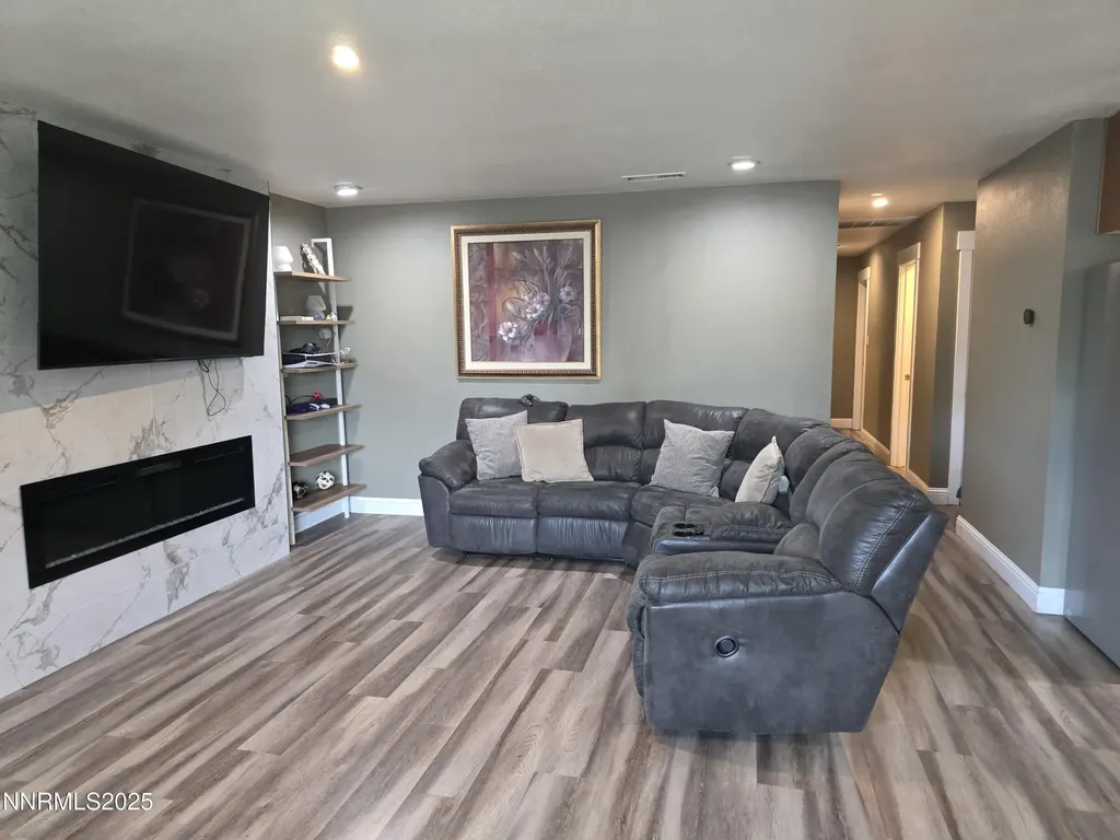 2181 Nelson Sparks NV 89431
