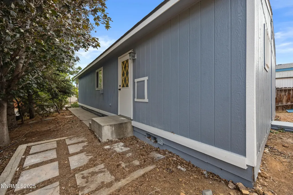 2185 Barberry Reno NV 89512