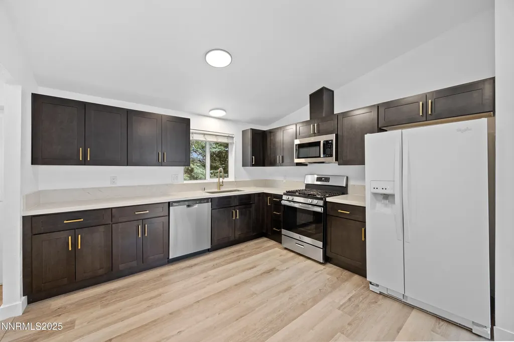 2185 Barberry Reno NV 89512