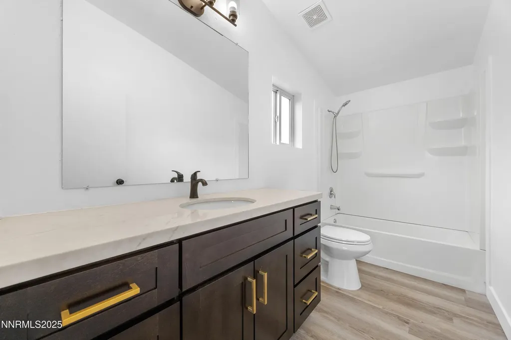 2185 Barberry Reno NV 89512