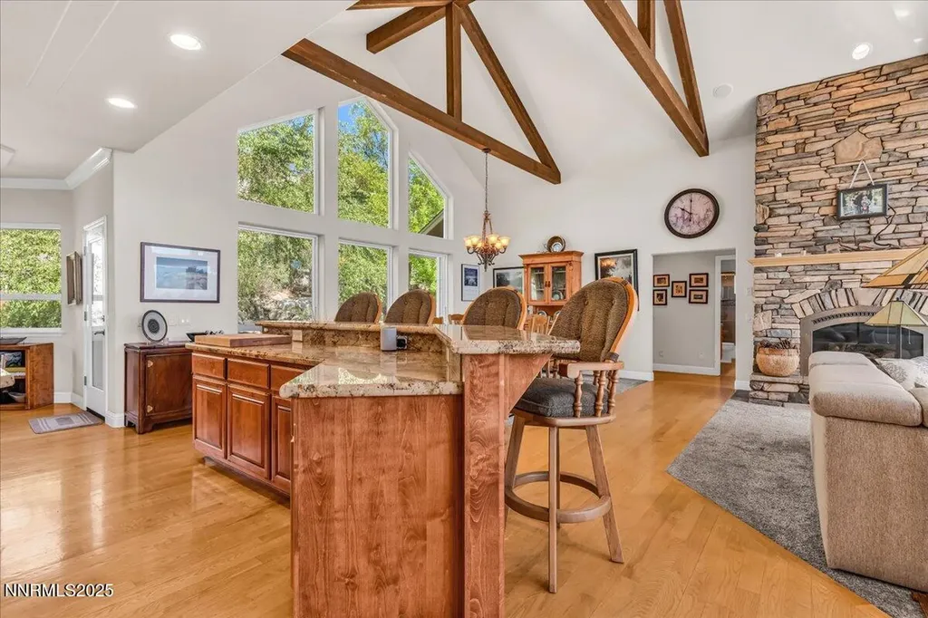 1272 Kingsbury Grade Gardnerville NV 89460