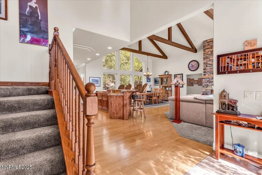 1272 Kingsbury Grade Gardnerville NV 89460
