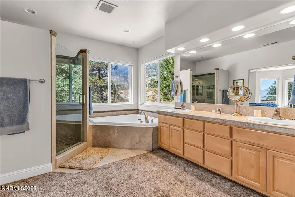 1272 Kingsbury Grade Gardnerville NV 89460