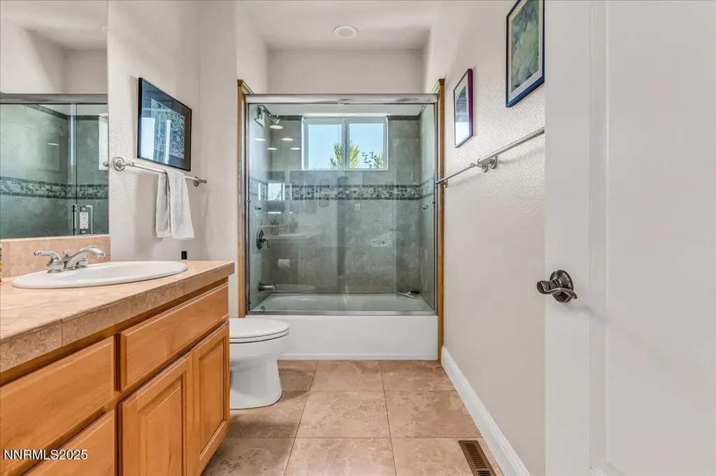 1272 Kingsbury Grade Gardnerville NV 89460