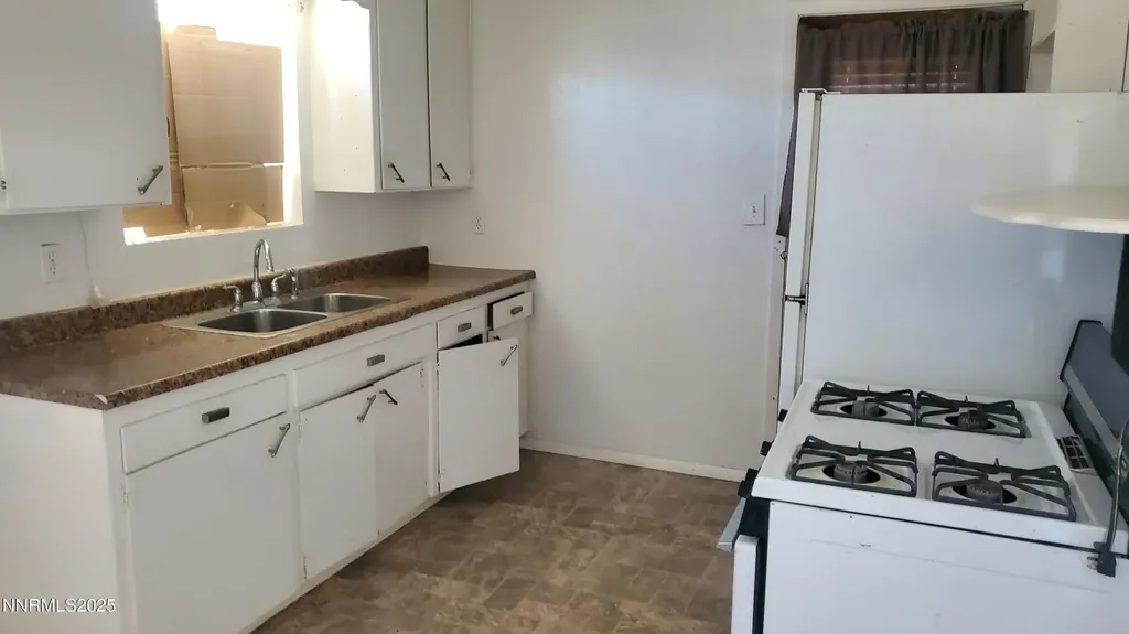 925 Arb Hawthorne NV 89415