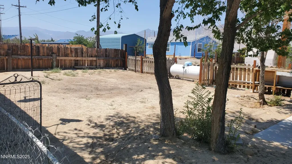 925 Arb Hawthorne NV 89415