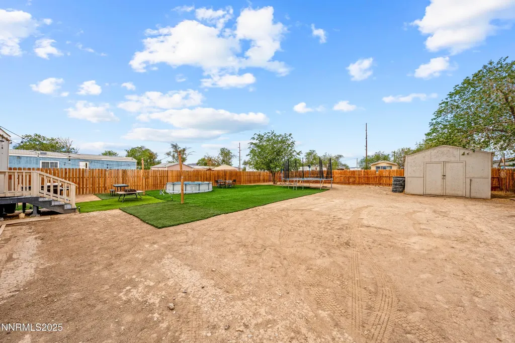 2975 Winnemucca Silver Springs NV 89429