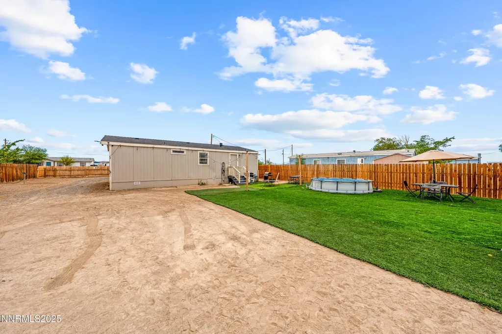 2975 Winnemucca Silver Springs NV 89429