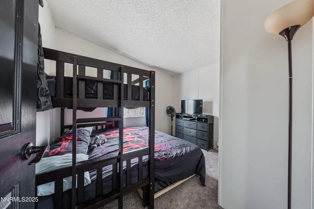2975 Winnemucca Silver Springs NV 89429