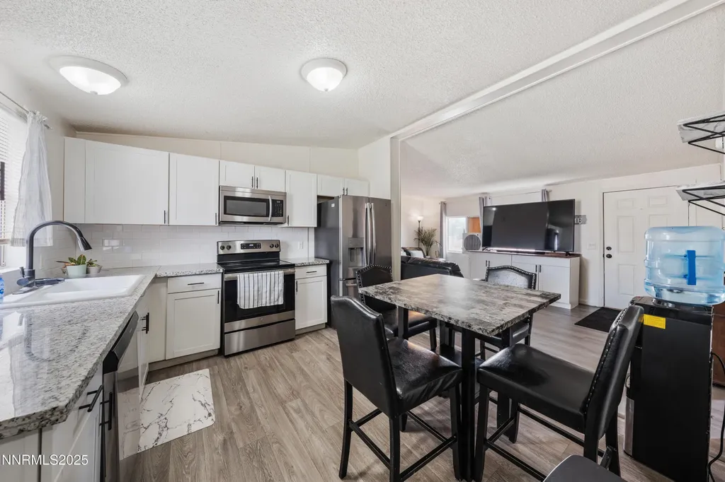 2975 Winnemucca Silver Springs NV 89429
