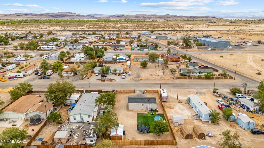 2975 Winnemucca Silver Springs NV 89429
