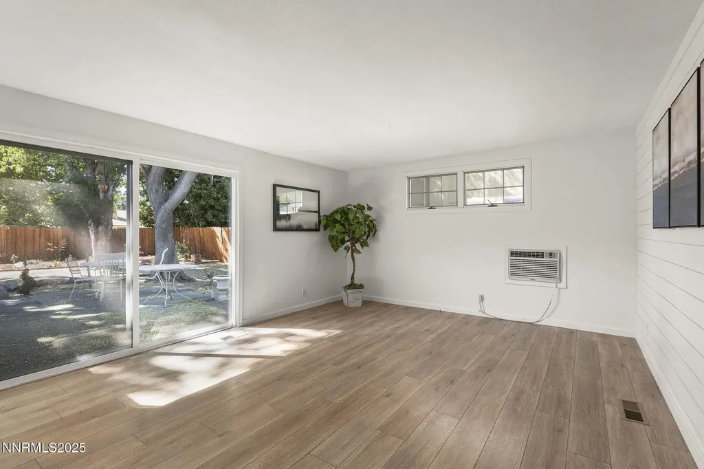 4350 Snowshoe Reno NV 89502
