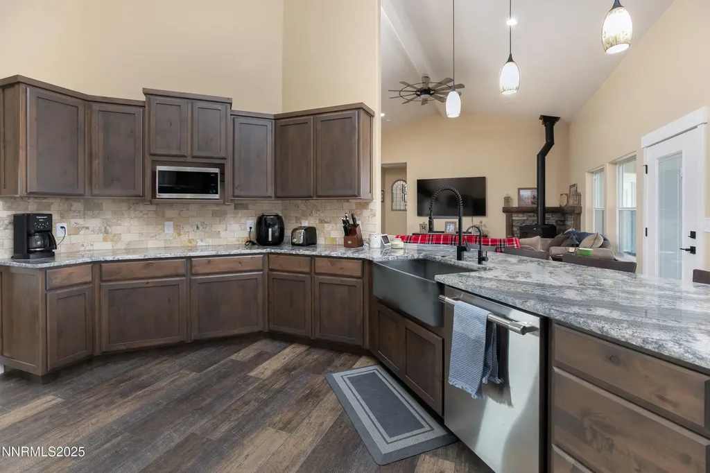 4928 Oran Fallon NV 89406