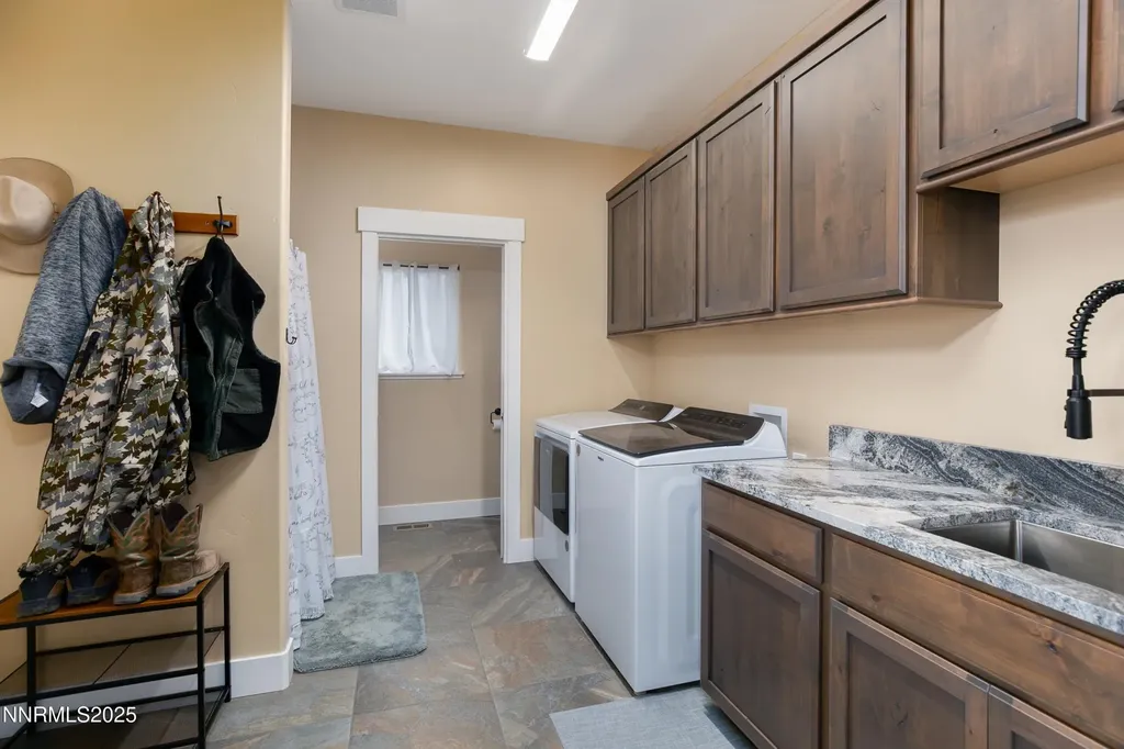 4928 Oran Fallon NV 89406