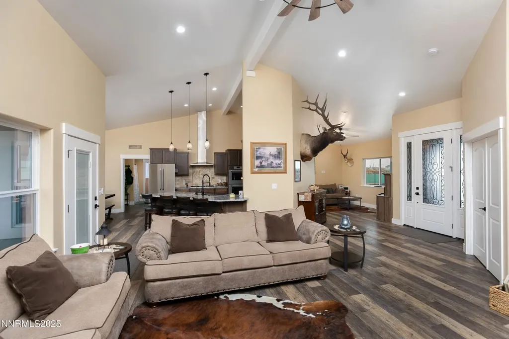 4928 Oran Fallon NV 89406