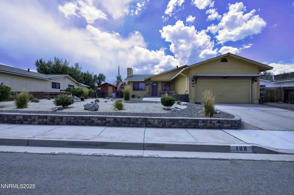 168 River Village Dayton NV 89403